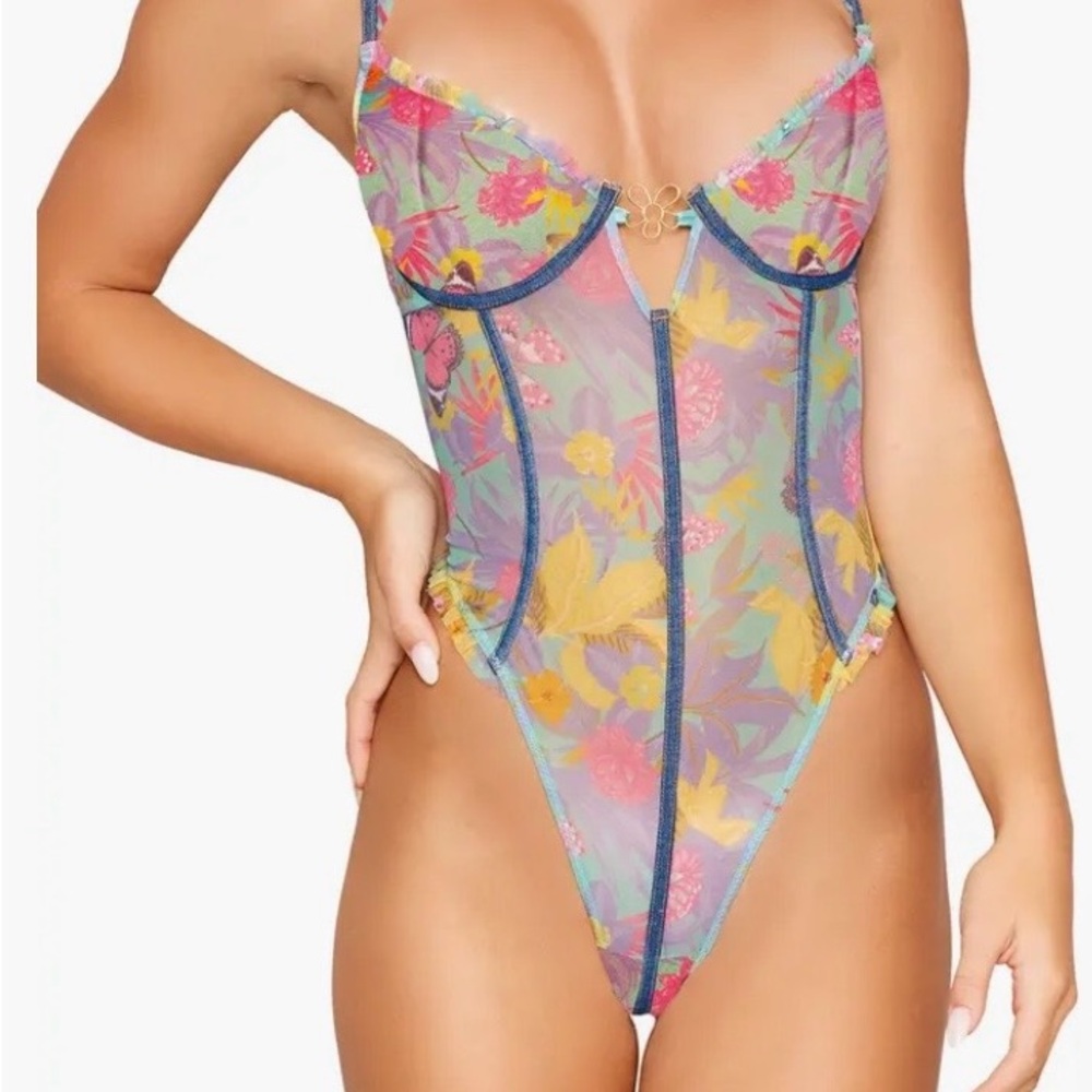 🆕Dreamgirl Mixed Print Mesh Teddy
Sold out at Nordstrom!